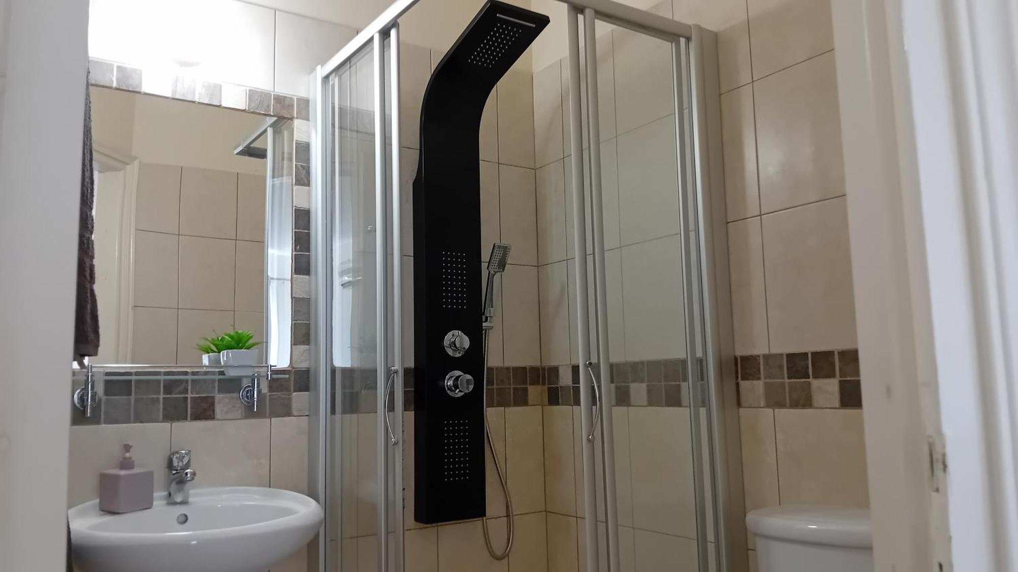 Kato Paphos Suites Eksteriør bilde